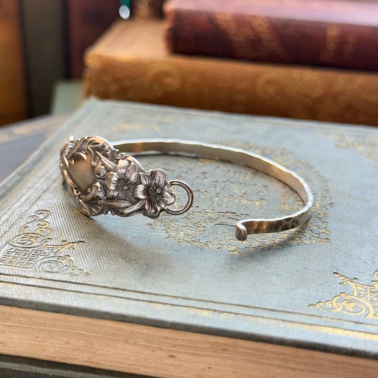 🔥LAST DAY 50% OFF✨Handmade Sterling Spoon Bangle - Made From Authentic Silver-Plated, Vintage Silverware