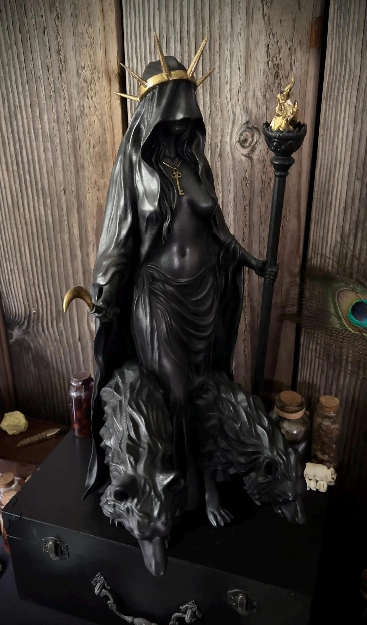🔥Last Day 70% OFF🔮Hekate Niktipolos, The Witch of The Night🧙♀️