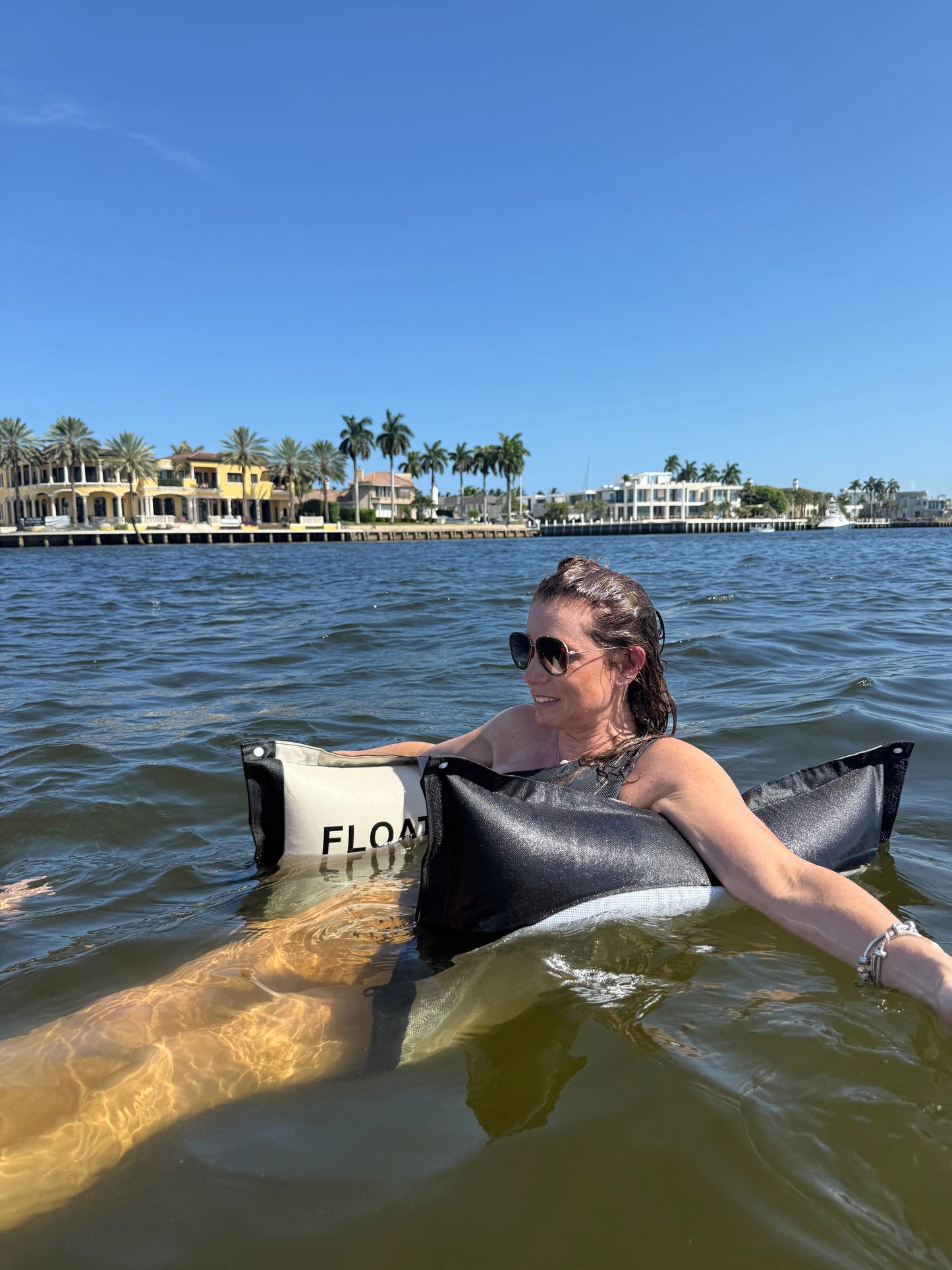 2-In-1 Floating Hammock And Beach Tote